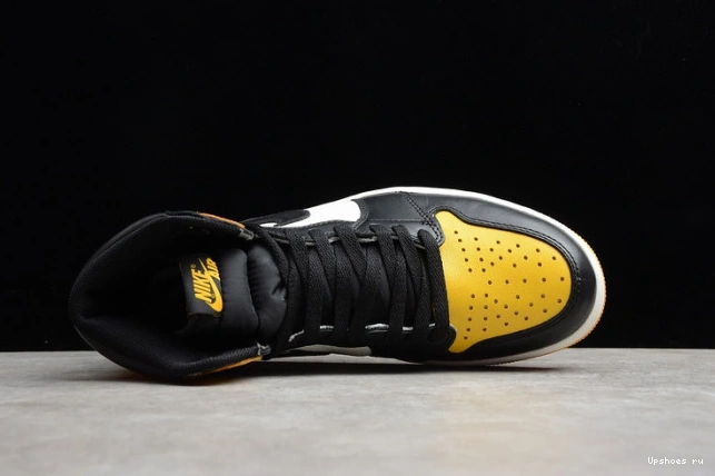 OG 'Yellow Jordan High Air 1 Retro Toe' AR1020-700 0726